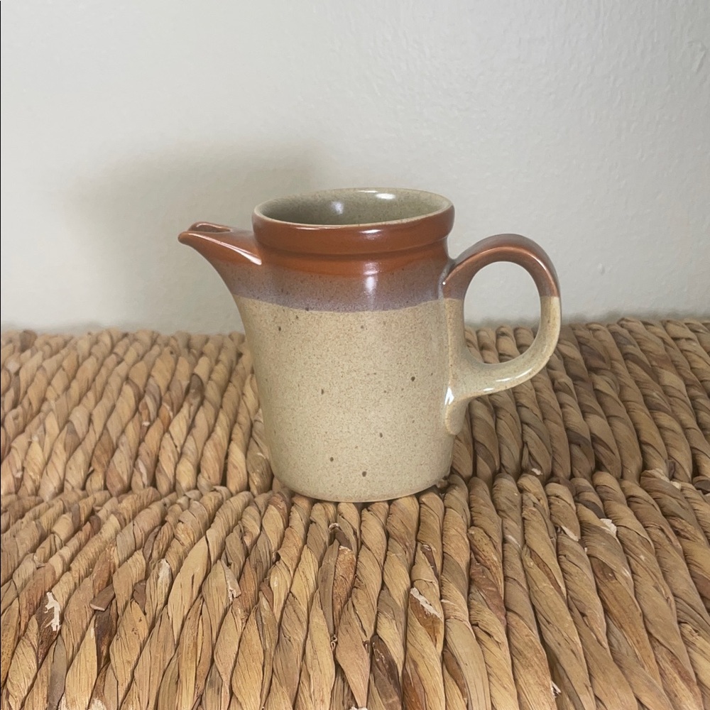 Mikasa Potters Art Country Cabin Creamer – Ben Seibel Design – Vintage Stoneware